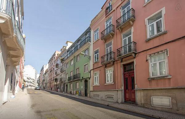 Апартаменти Lisbon Secret & Charming Sao Bento Flat Номер фото